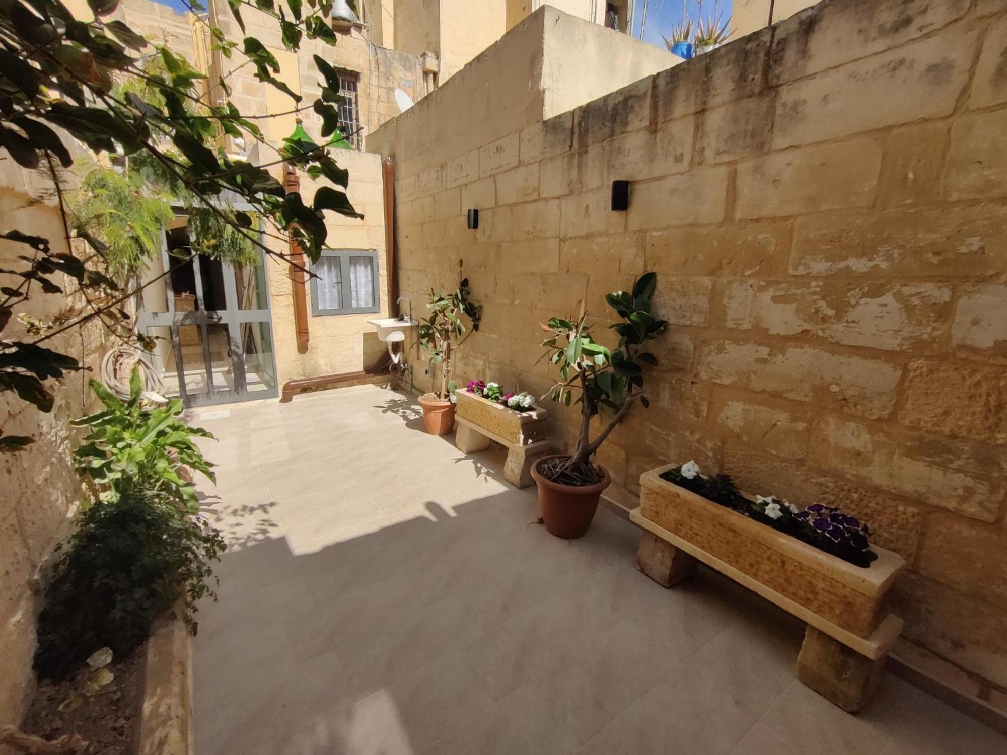 Peaceful Traditional Maltese Townhouse 루카 외부 사진
