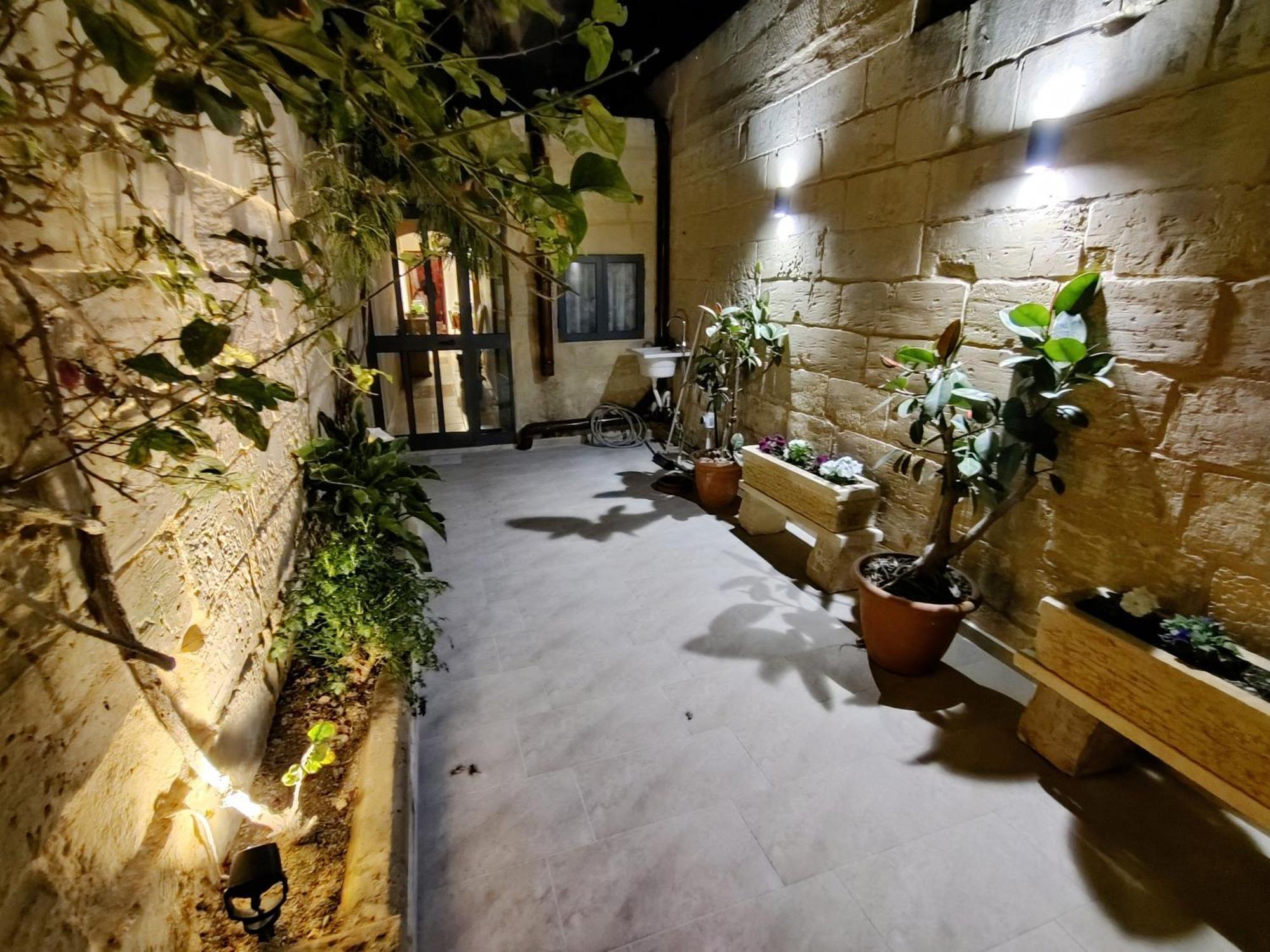 Peaceful Traditional Maltese Townhouse 루카 외부 사진